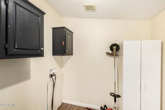 3521 W Lone Cactus Drive, Glendale, AZ 85308