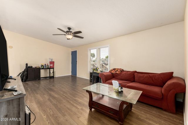 3521 W Lone Cactus Drive, Glendale, AZ 85308