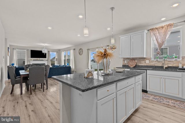 35 HICKORY RIDGE CIR, York, PA 17404