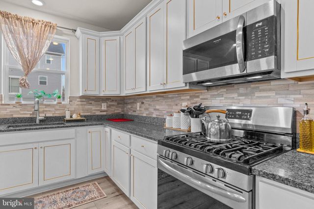 35 HICKORY RIDGE CIR, York, PA 17404