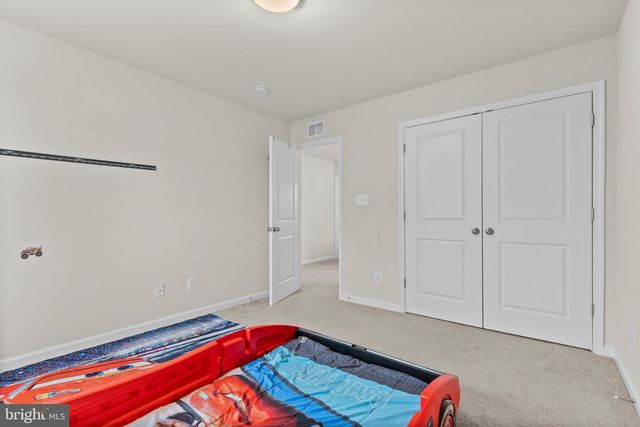 35 HICKORY RIDGE CIR, York, PA 17404