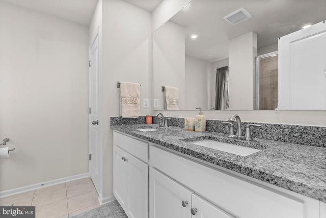 35 HICKORY RIDGE CIR, York, PA 17404