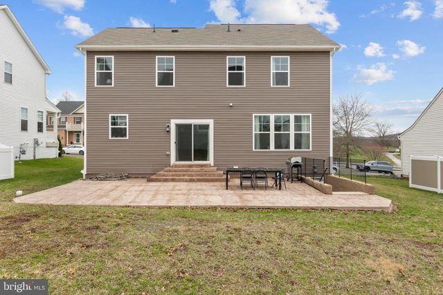 35 HICKORY RIDGE CIR, York, PA 17404