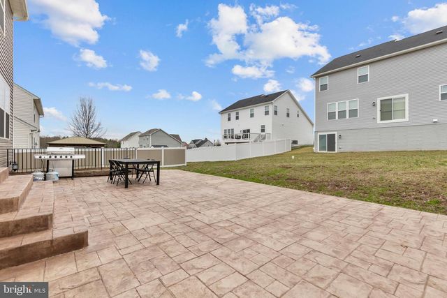 35 HICKORY RIDGE CIR, York, PA 17404