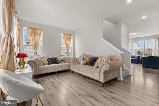 35 HICKORY RIDGE CIR, York, PA 17404