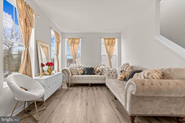 35 HICKORY RIDGE CIR, York, PA 17404