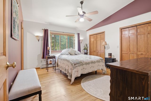21 Upson Drive, Oxford, CT 06478