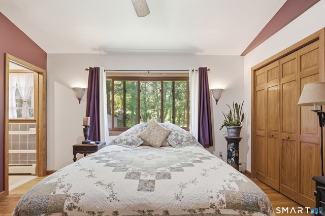 21 Upson Drive, Oxford, CT 06478