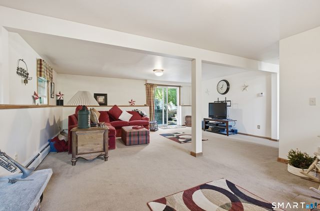 21 Upson Drive, Oxford, CT 06478