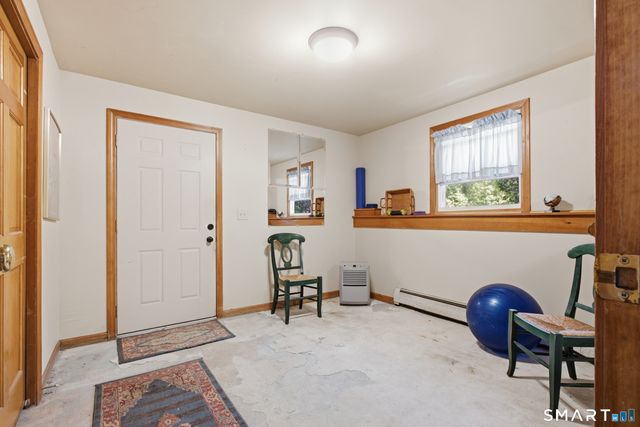 21 Upson Drive, Oxford, CT 06478