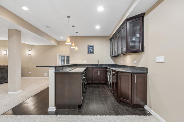 1230 W Claridge Court, Palatine, IL 60067