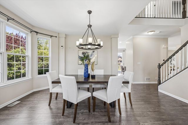 1230 W Claridge Court, Palatine, IL 60067