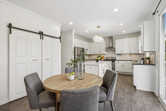 1230 W Claridge Court, Palatine, IL 60067