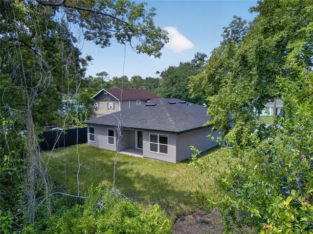 2225 MCCARTHY AVENUE, Sanford, FL 32771
