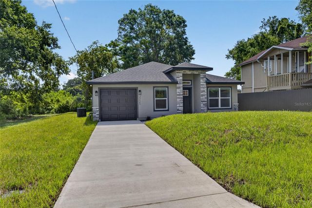 2225 MCCARTHY AVENUE, Sanford, FL 32771
