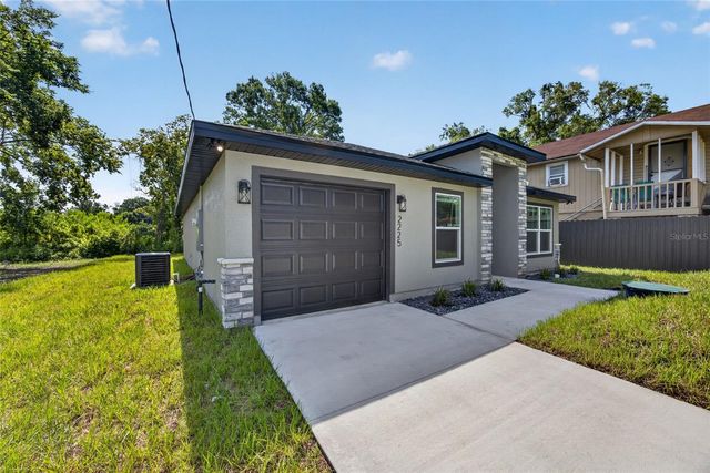 2225 MCCARTHY AVENUE, Sanford, FL 32771