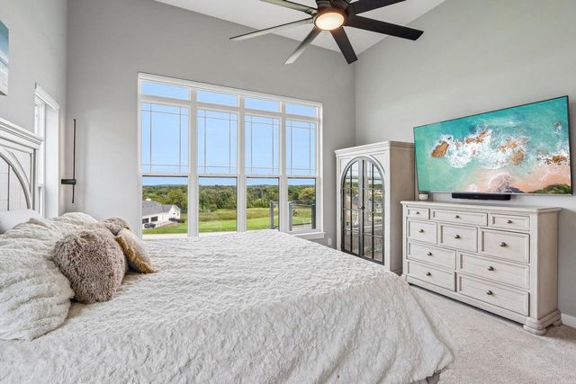 N40W23678 William WAY, Pewaukee, WI 53072