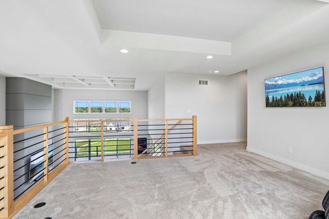 N40W23678 William WAY, Pewaukee, WI 53072