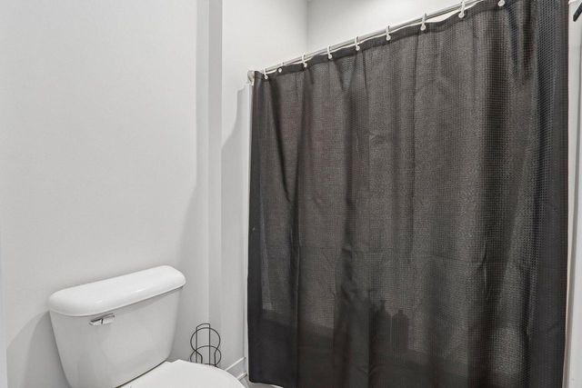 N40W23678 William WAY, Pewaukee, WI 53072