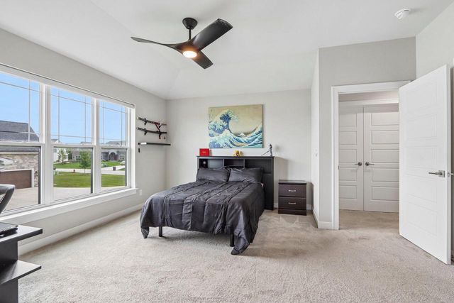 N40W23678 William WAY, Pewaukee, WI 53072