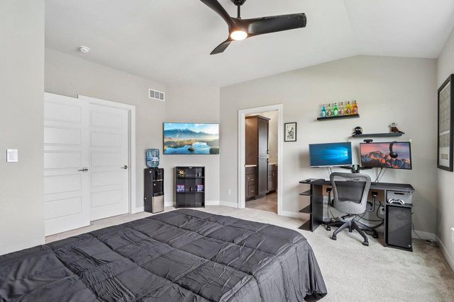 N40W23678 William WAY, Pewaukee, WI 53072