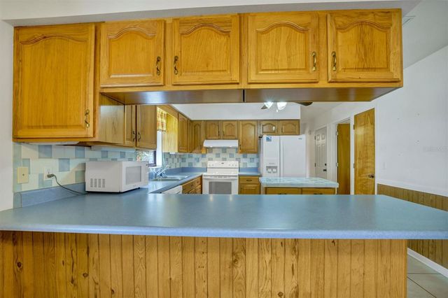 1660 PARKS LAKE ROAD, Lake Wales, FL 33898