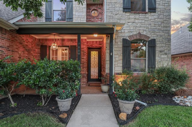 7009 Mossycup Lane, North Richland Hills, TX 76182