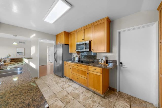 3086 Mercer Lane, San Diego, CA 92122