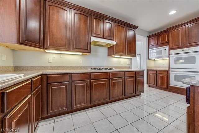 11120 Crosseto Drive, Las Vegas, NV 89141