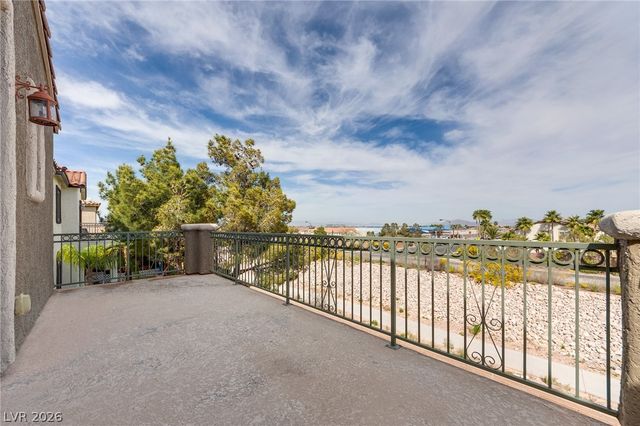 11120 Crosseto Drive, Las Vegas, NV 89141