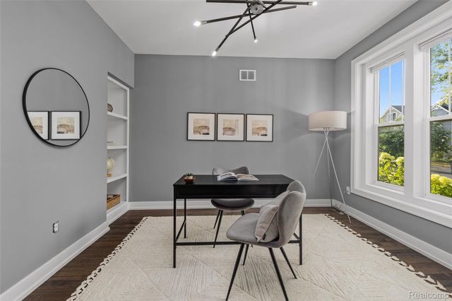 16276 Kirkshire Avenue, Beverly Hills Village, MI 48025