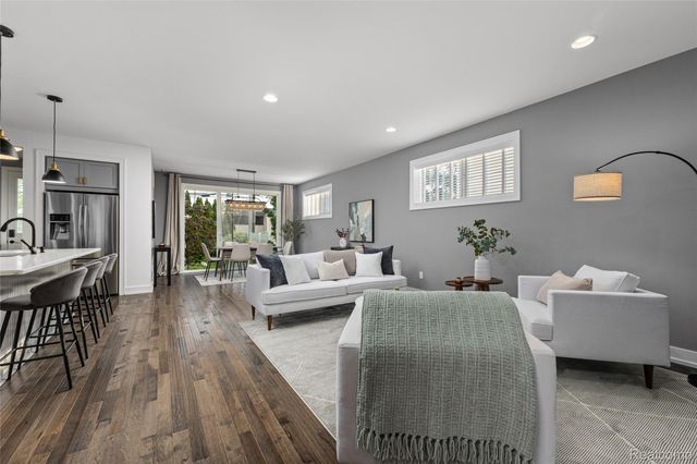 16276 Kirkshire Avenue, Beverly Hills Village, MI 48025