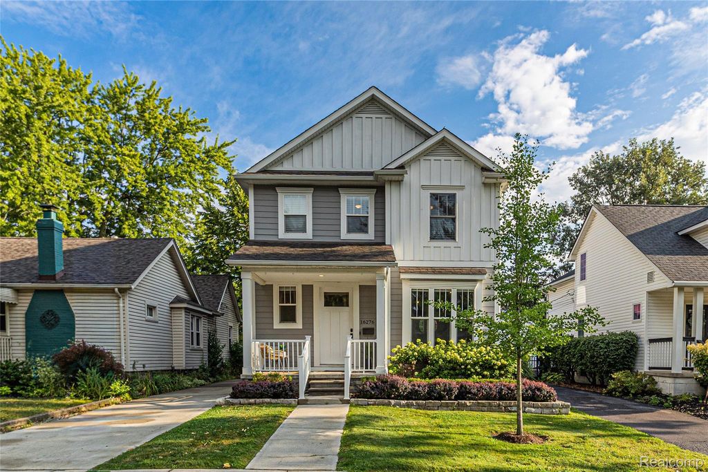 16276 Kirkshire Avenue, Beverly Hills Village, MI 48025