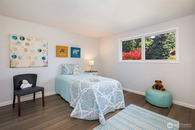 12011 6th Avenue NW, Seattle, WA 98177