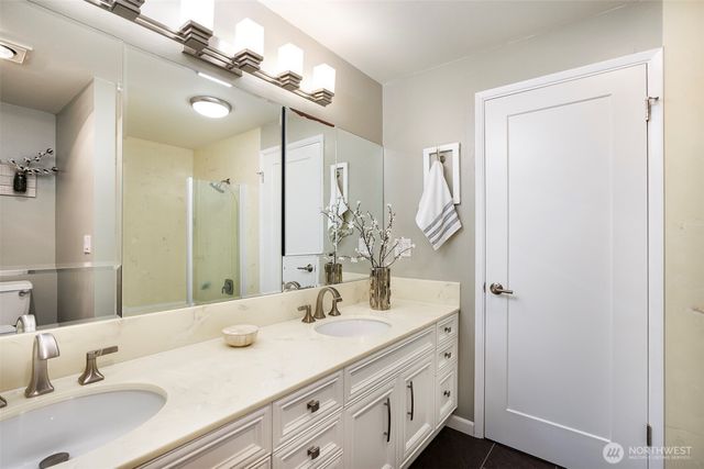 12011 6th Avenue NW, Seattle, WA 98177