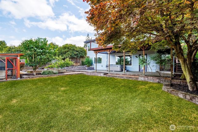 12011 6th Avenue NW, Seattle, WA 98177
