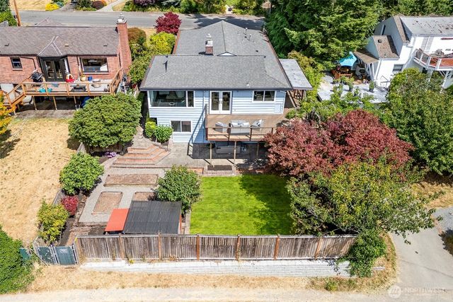 12011 6th Avenue NW, Seattle, WA 98177