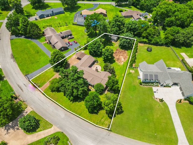 116 Stonewall Dr, Hendersonville, TN 37075