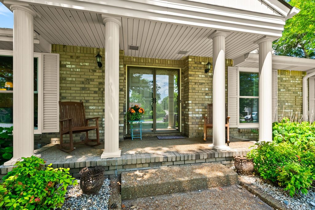 116 Stonewall Dr, Hendersonville, TN 37075