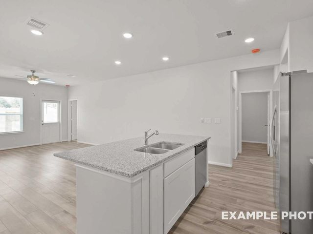1987 Brookpointe Lane, Dayton, TX 77535