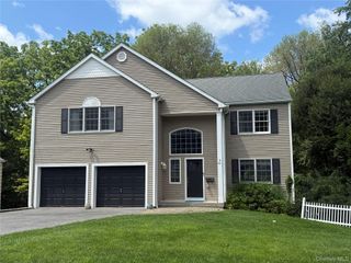 40 Brook Street, Mount Kisco, NY 10549