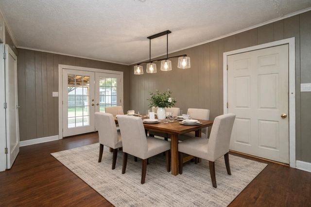 1301 Nelwyn Ave., Gladewater, TX 75647