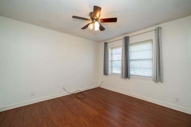 1301 Nelwyn Ave., Gladewater, TX 75647