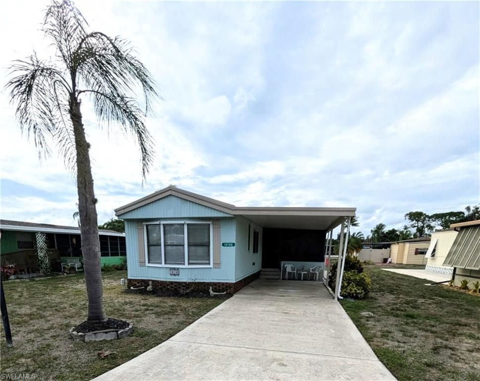 10750 Wales LOOP, BONITA SPRINGS, FL 34135 — photo 3