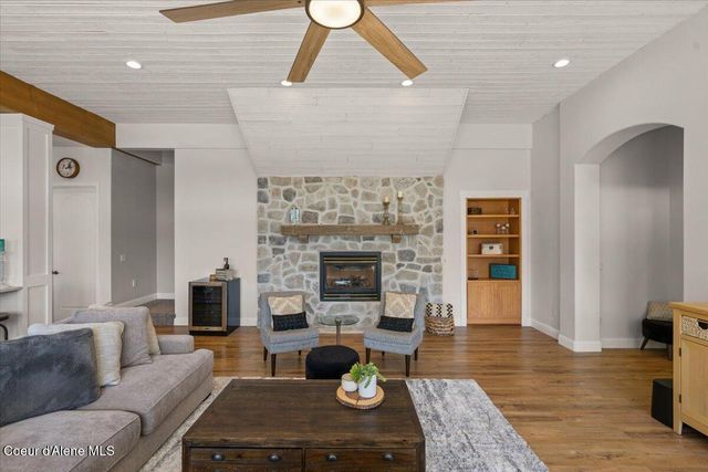 14074 N PEONY CT, Hayden, ID 83835