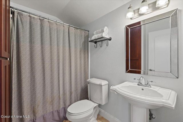 14074 N PEONY CT, Hayden, ID 83835