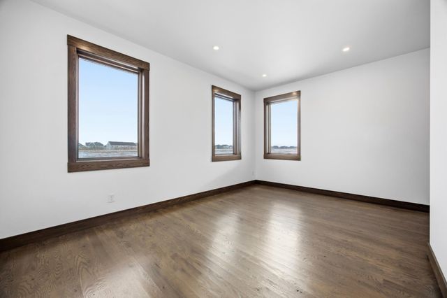 6490 Selkirk Drive S, Fargo, ND 58104