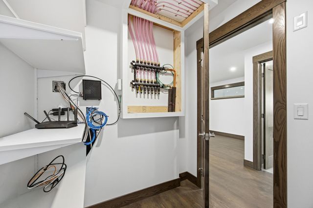 6490 Selkirk Drive S, Fargo, ND 58104