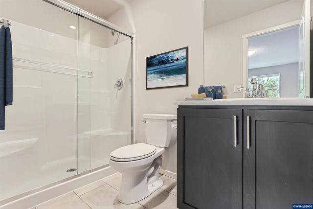 862 Sifuentez Ct, Woodburn, OR 97071