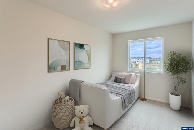 862 Sifuentez Ct, Woodburn, OR 97071